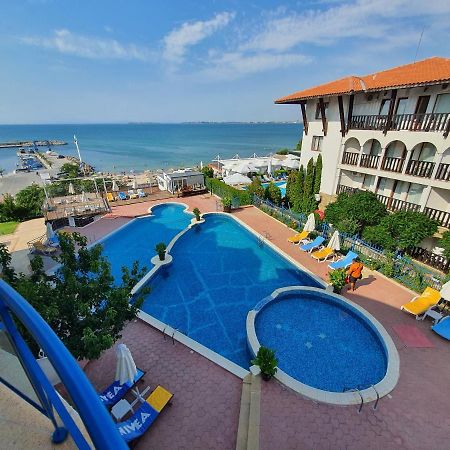 Sveti Vlas Marina Beach Apartment - Vega Village ภายนอก รูปภาพ