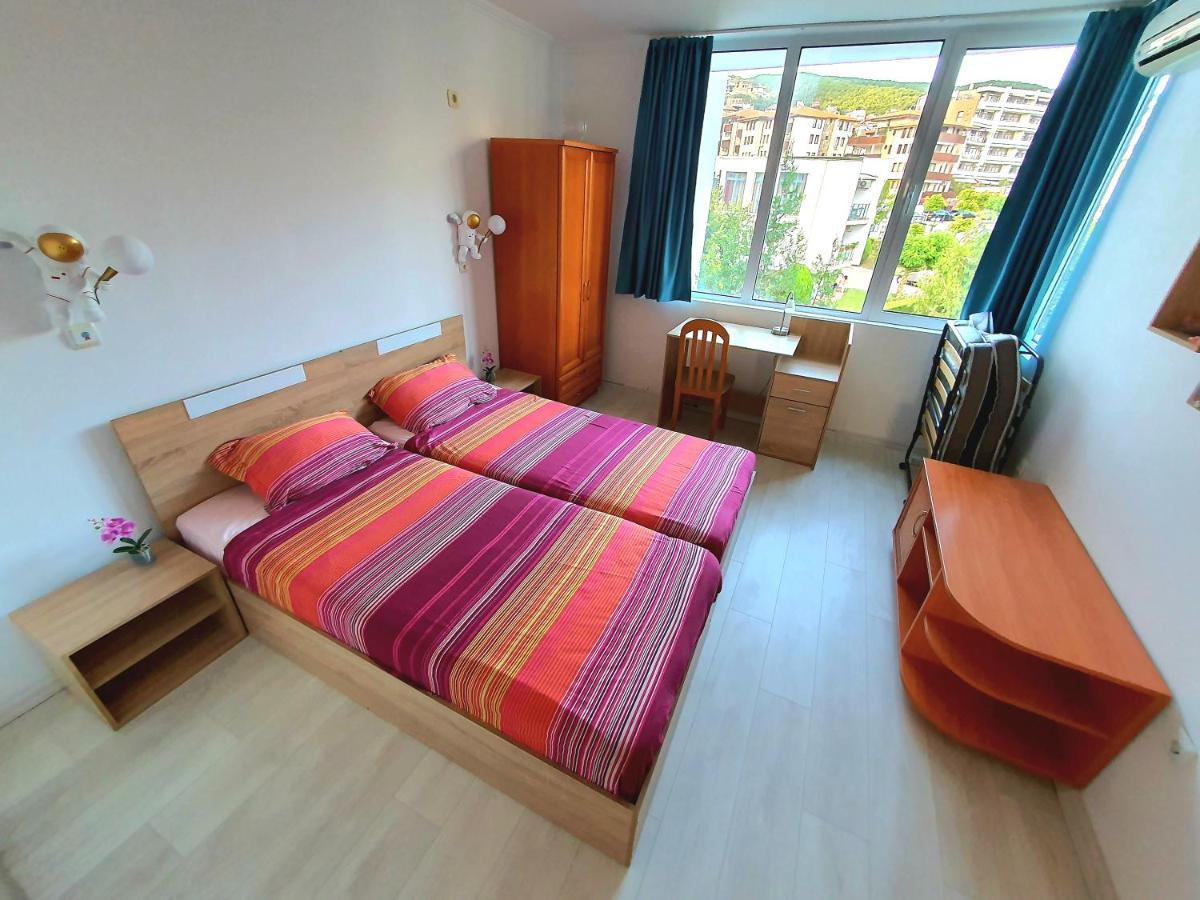 Sveti Vlas Marina Beach Apartment - Vega Village ภายนอก รูปภาพ