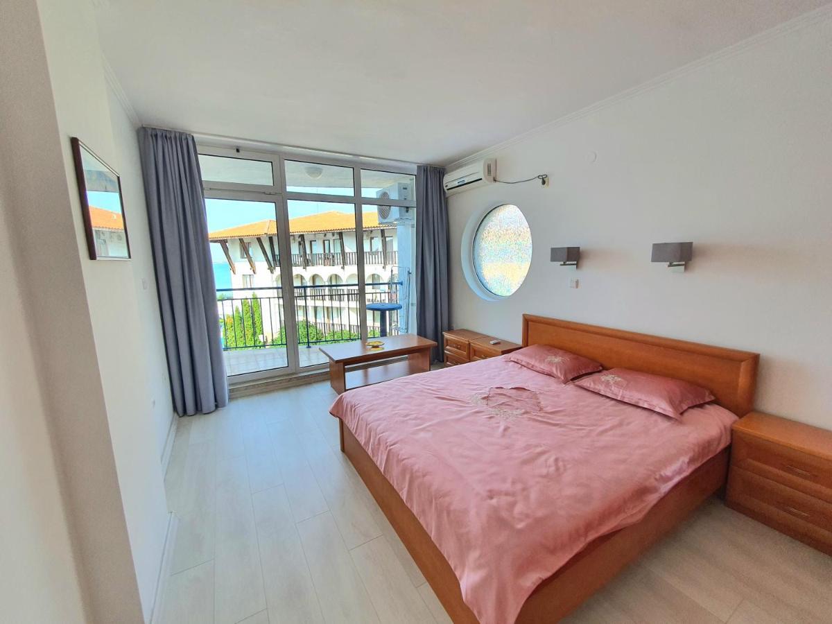 Sveti Vlas Marina Beach Apartment - Vega Village ภายนอก รูปภาพ