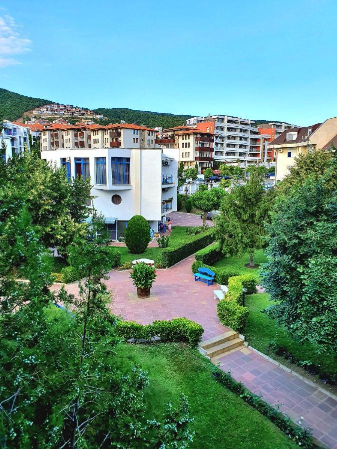 Sveti Vlas Marina Beach Apartment - Vega Village ภายนอก รูปภาพ