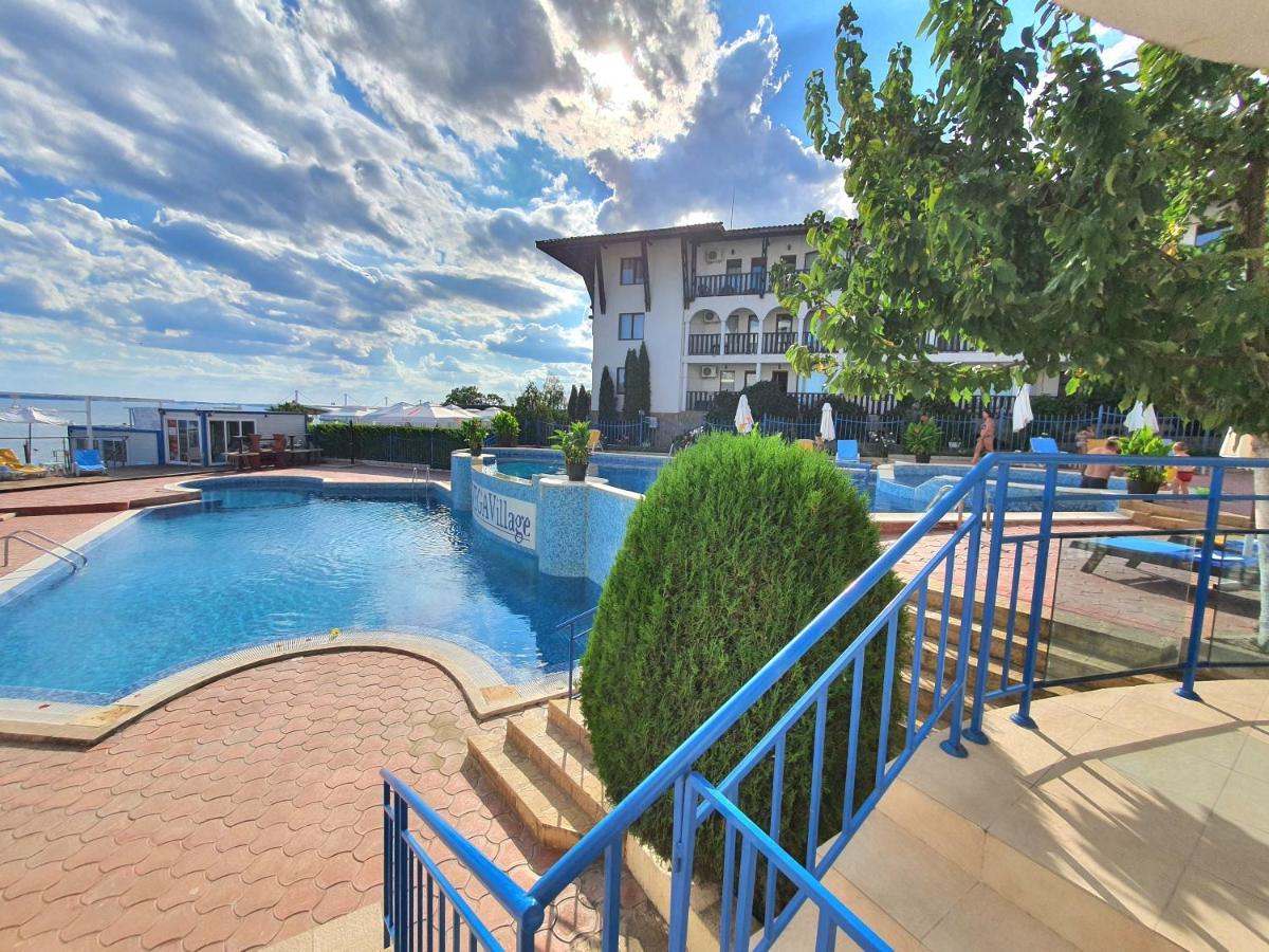 Sveti Vlas Marina Beach Apartment - Vega Village ภายนอก รูปภาพ