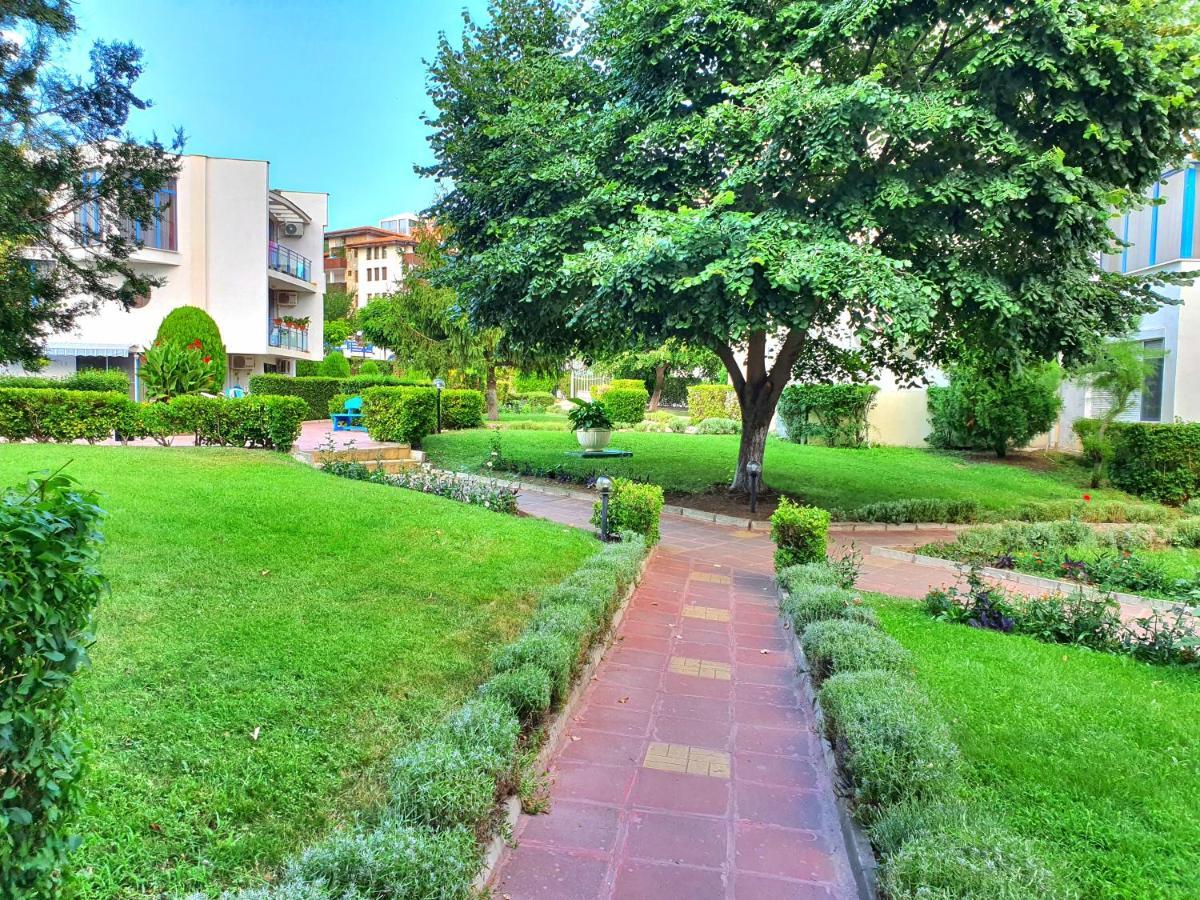 Sveti Vlas Marina Beach Apartment - Vega Village ภายนอก รูปภาพ