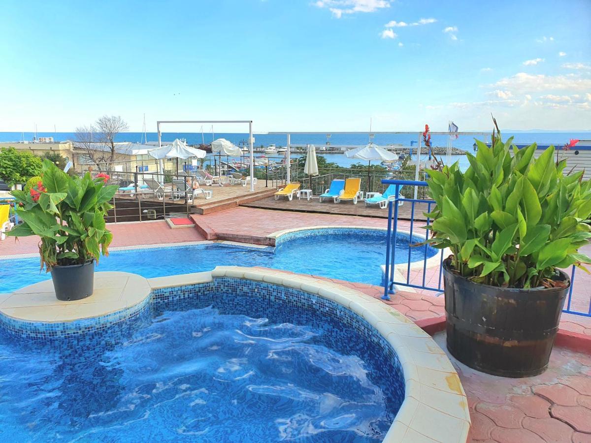 Sveti Vlas Marina Beach Apartment - Vega Village ภายนอก รูปภาพ